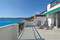 Visualizza le foto dell'immobile