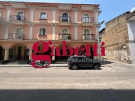 Visualizza le foto dell'immobile