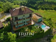 Visualizza le foto dell'immobile