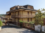 Visualizza le foto dell'immobile