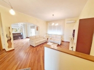 Visualizza le foto dell'immobile Visualizza le foto dell'immobile