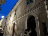 Visualizza le foto dell'immobile