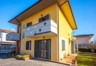 Visualizza le foto dell'immobile