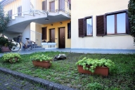 Visualizza le foto dell'immobile