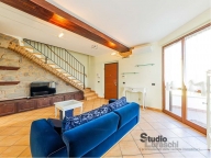 Visualizza le foto dell'immobile