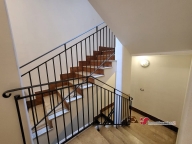 Vai alla scheda immobile Vai alla scheda immobile