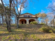 Visualizza le foto dell'immobile