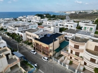 Visualizza le foto dell'immobile