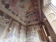 Visualizza le foto dell'immobile