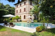 Visualizza le foto dell'immobile
