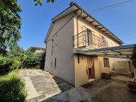 Visualizza le foto dell'immobile