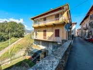 Visualizza le foto dell'immobile