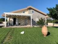 Visualizza le foto dell'immobile