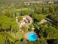 Visualizza le foto dell'immobile