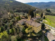 Visualizza le foto dell'immobile
