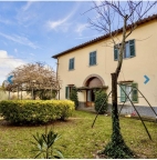 Visualizza le foto dell'immobile