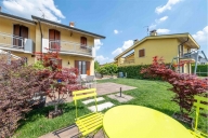 Visualizza le foto dell'immobile