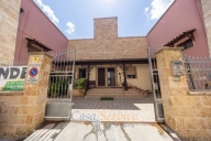 Visualizza le foto dell'immobile