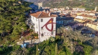 Visualizza le foto dell'immobile
