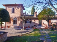 Visualizza le foto dell'immobile