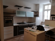 Visualizza le foto dell'immobile