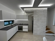 Visualizza le foto dell'immobile Visualizza le foto dell'immobile