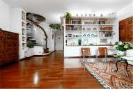 Visualizza le foto dell'immobile