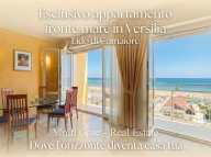 appartamento in vendita a Camaiore in zona Lido di Camaiore