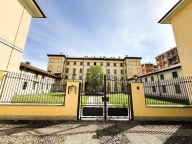 Visualizza le foto dell'immobile