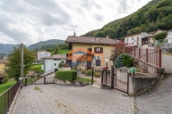 Visualizza le foto dell'immobile