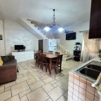 Visualizza le foto dell'immobile