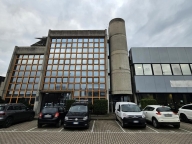 Visualizza le foto dell'immobile