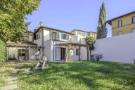 casa indipendente in vendita a Firenze in zona Coverciano