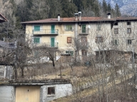Visualizza le foto dell'immobile