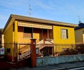 Visualizza le foto dell'immobile