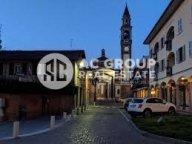 Visualizza le foto dell'immobile