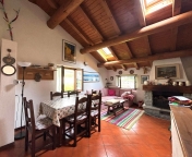 Visualizza le foto dell'immobile