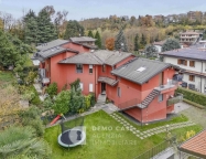 Visualizza le foto dell'immobile