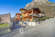 Visualizza le foto dell'immobile