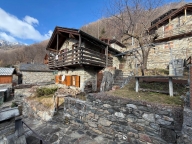 Visualizza le foto dell'immobile