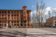 Visualizza le foto dell'immobile