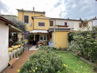 Visualizza le foto dell'immobile