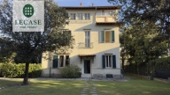 Visualizza le foto dell'immobile