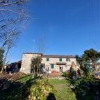 Visualizza le foto dell'immobile