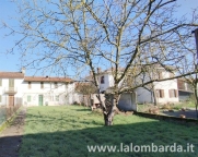 Visualizza le foto dell'immobile