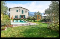 Visualizza le foto dell'immobile