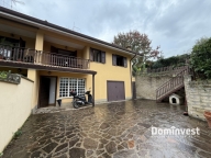 Visualizza le foto dell'immobile