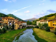 Visualizza le foto dell'immobile