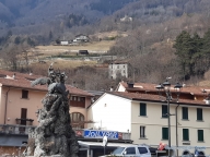 Visualizza le foto dell'immobile