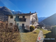 Visualizza le foto dell'immobile